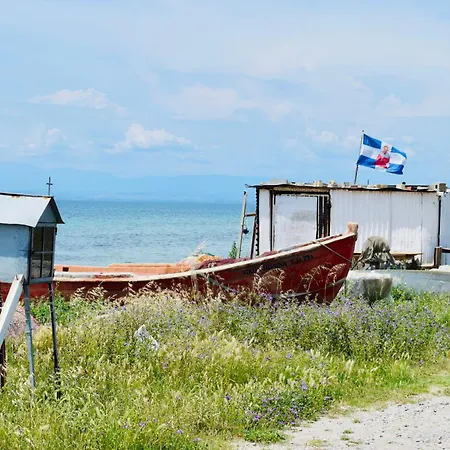 Blue Horizon Apartment *