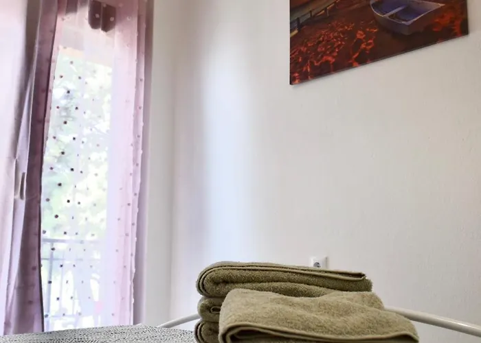 Blue Horizon Apartment *